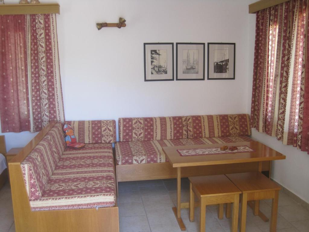 Vamos Palace Apartments Room photo